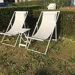 In Modern Begijnhof, 7 Min