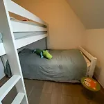 In Modern Begijnhof, 7 Min *