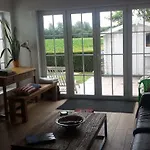 In Modern Begijnhof, 7 Min Σπίτι διακοπών